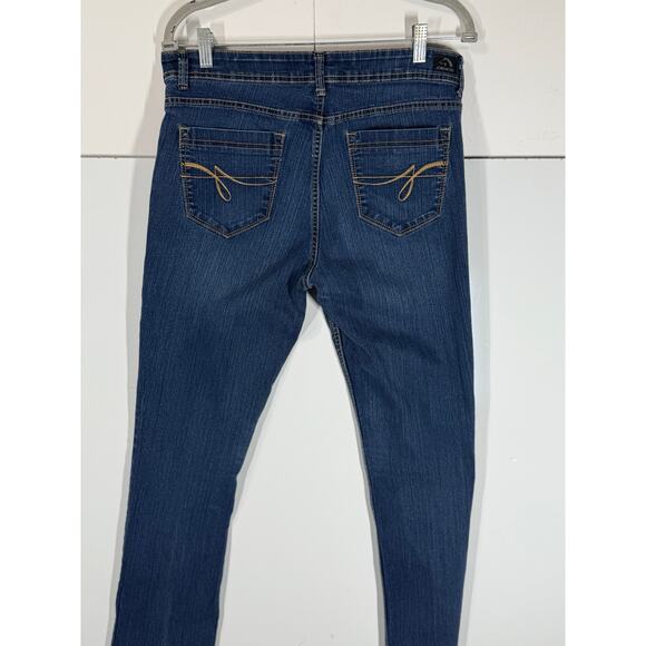 Jordache Skinny Fit Jeans Dark Wash Mid Rise Preppy Casual Womens 12W - Picture 6 of 9